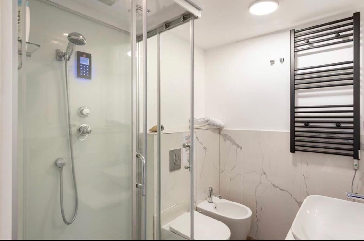 Roma Private Rooms المظهر الخارجي الصورة