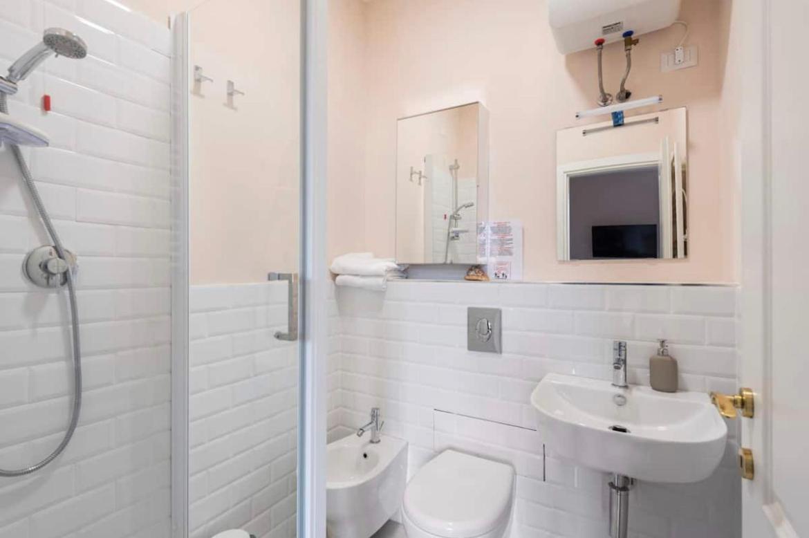 Roma Private Rooms المظهر الخارجي الصورة